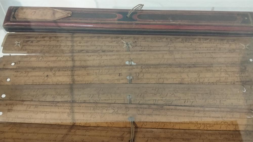 KAKAWIN SUTASOMA -  Warisan Sastra Majapahit dan Lahirnya Bhinneka Tunggal Ika